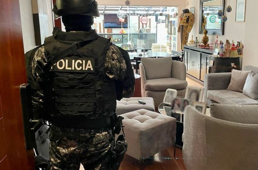  Funcionario de la UAFE, detenido por presunto lavado de activos en Quito