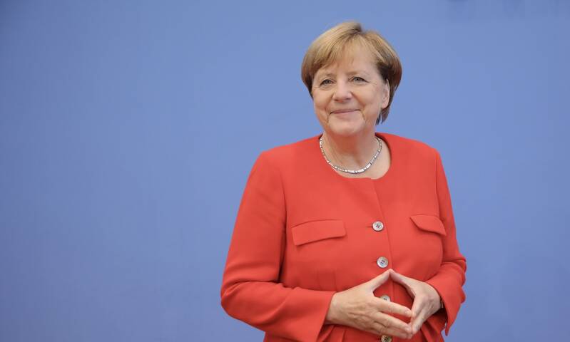  Angela Merkel cumple 70 años entre elogios y críticas