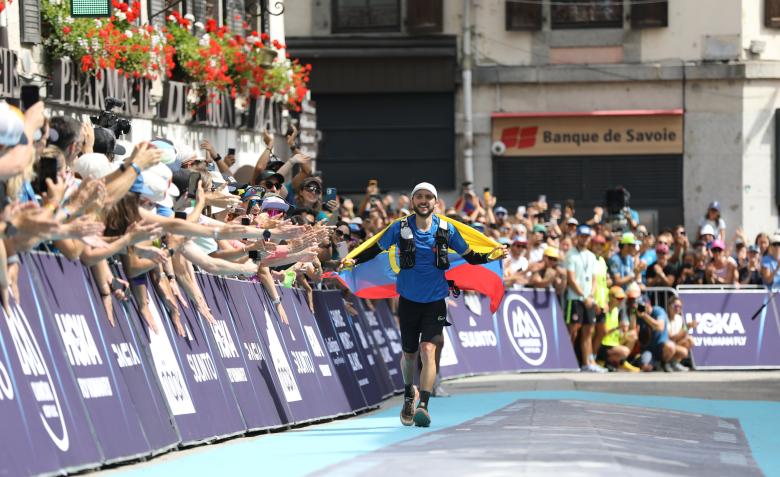  Joaquín López, primer sudamericano en podio de Ultra Trail Mont Blanc