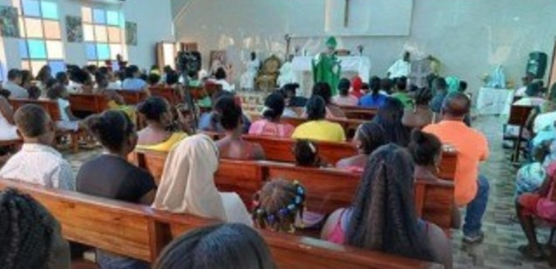  Enner Valencia edifica una iglesia en Ricaurte, su pueblo de la infancia