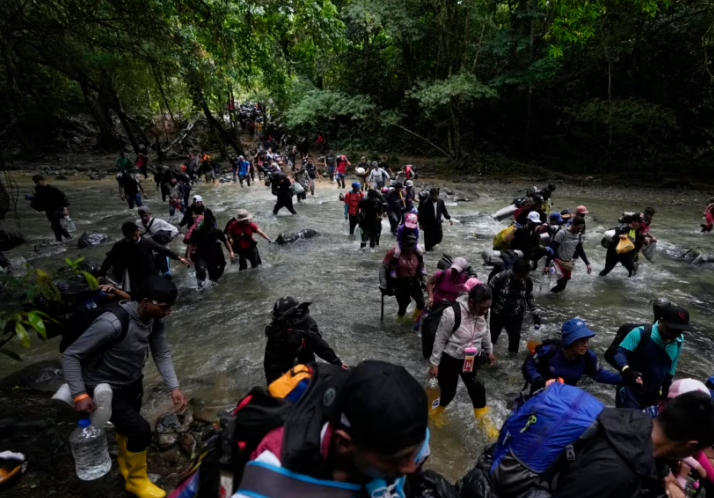  Colombia y Panamá buscan desalentar el flujo migratorio por el Darién