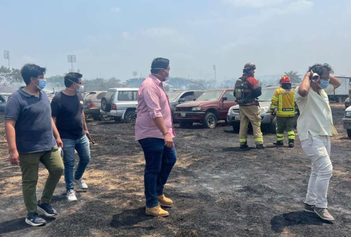  Parque Samanes: 30 vehículos resultaron dañados por el fuego