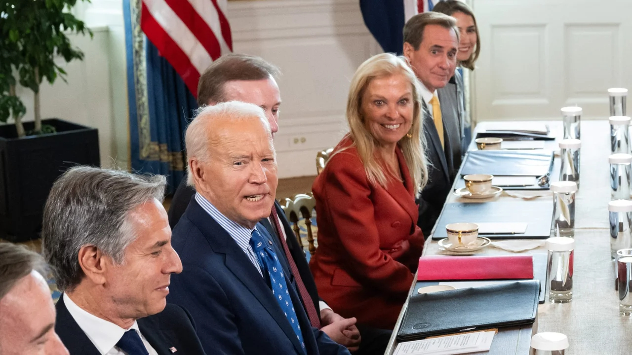  Joe Biden mandó a callar a un periodista en una reunión en la Casa Blanca