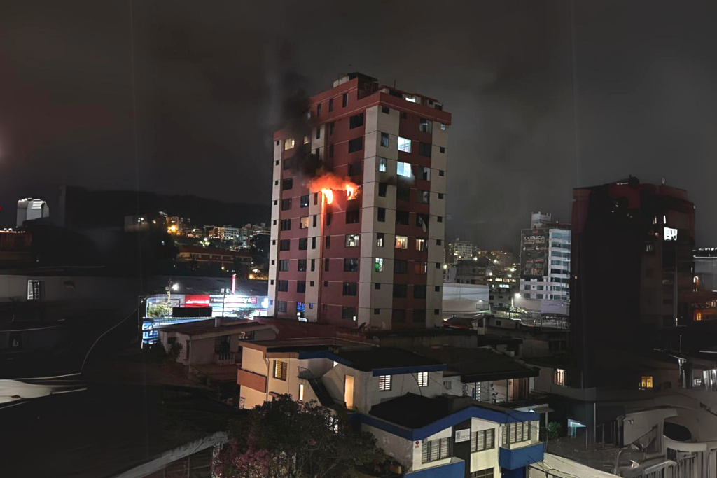  Fuerte explosión se registró en la Av. 6 de Diciembre y El Telégrafo, norte de Quito