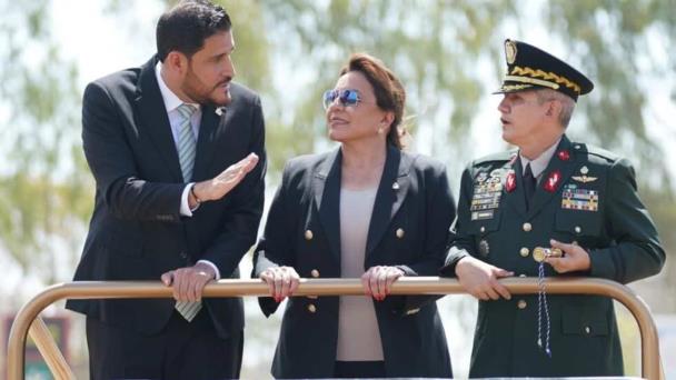  Narcoescándalo: presidenta de Honduras nombra nueva ministra de Defensa