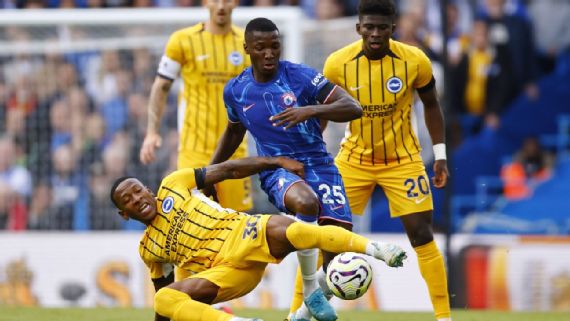  Moisés Caicedo festejó en la victoria de Chelsea ante Brighton de Pervis