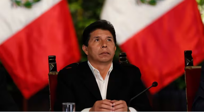  Expresidente peruano Pedro Castillo enfrenta juicio  por fallido golpe de Estado