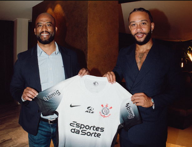  Corinthians presenta oficialmente al neerlandés  Memphis Depay