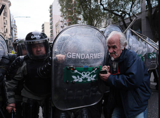  Milei gana al lograr que no prospere en el Congreso el aumento de las jubilaciones