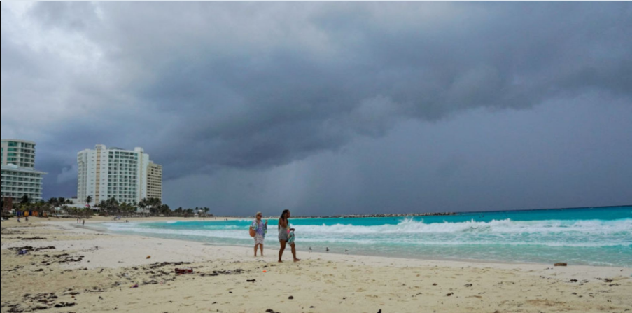  Estados Unidos se prepara para el impacto de Helene como huracán mayor