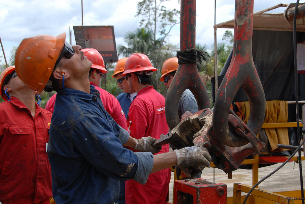  La industria petrolera ecuatoriana pasa por su peor crisis en 50 años