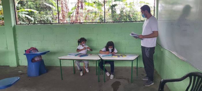  La violencia aleja de las aulas al 20% de las niñas, según Plan Internacional