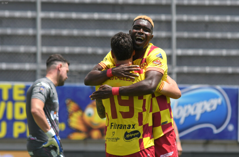  Aucas logra su segunda victoria en la etapa de Liga Pro y ya no es último