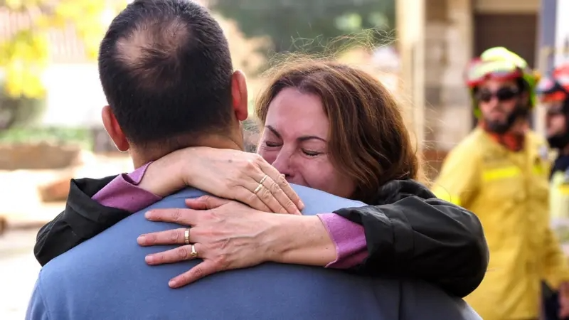  «Fue como un tsunami»: los testimonios de los sobrevivientes de las catastróficas inundaciones en España