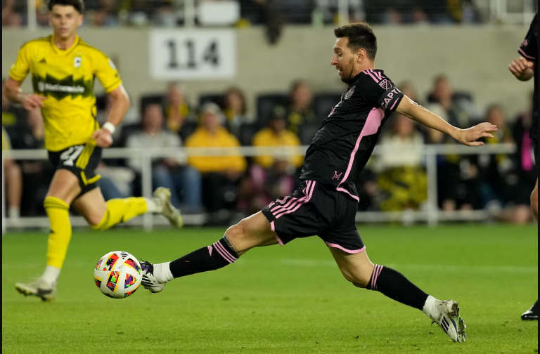  Con Messi como figura, Inter Miami vence 3-2 a Columbus Crew