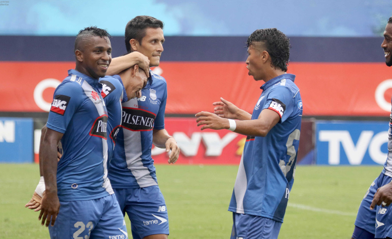  Exreferentes de Emelec aseguran que el directorio debe marcharse