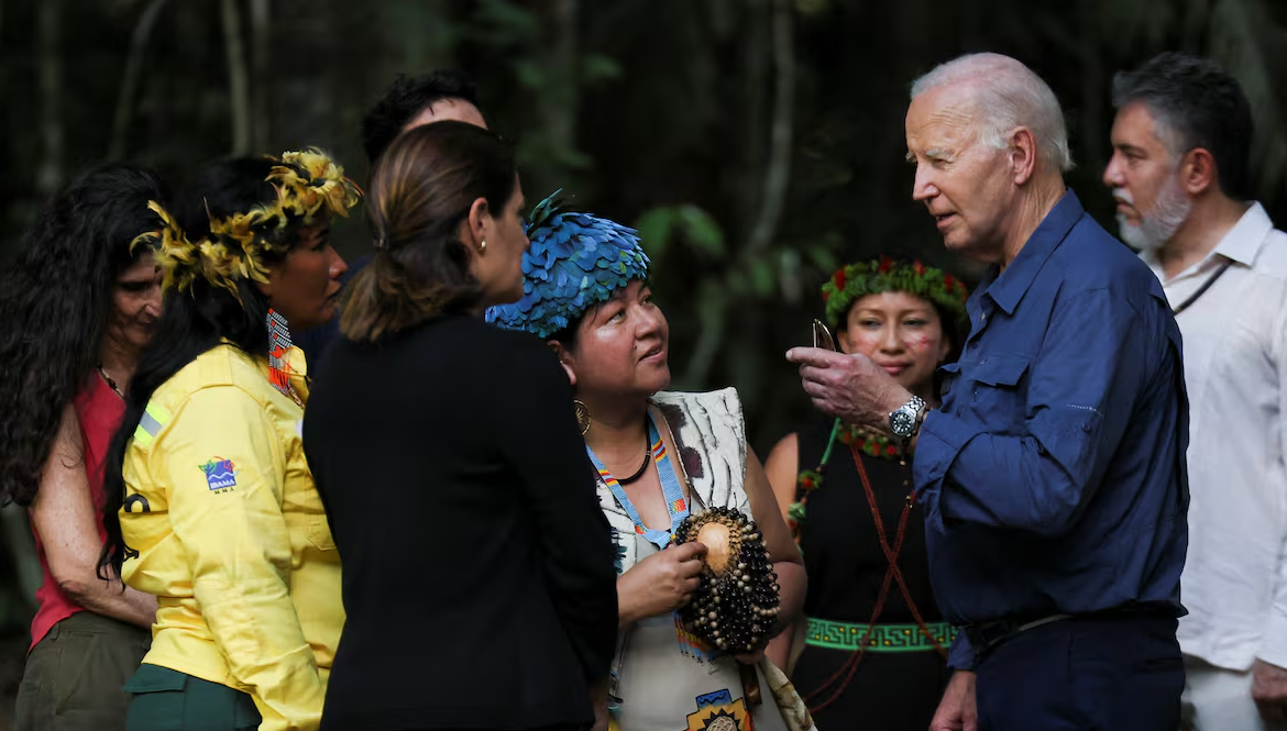  Joe Biden visita la selva amazónica de camino a la cumbre del G20 en Río