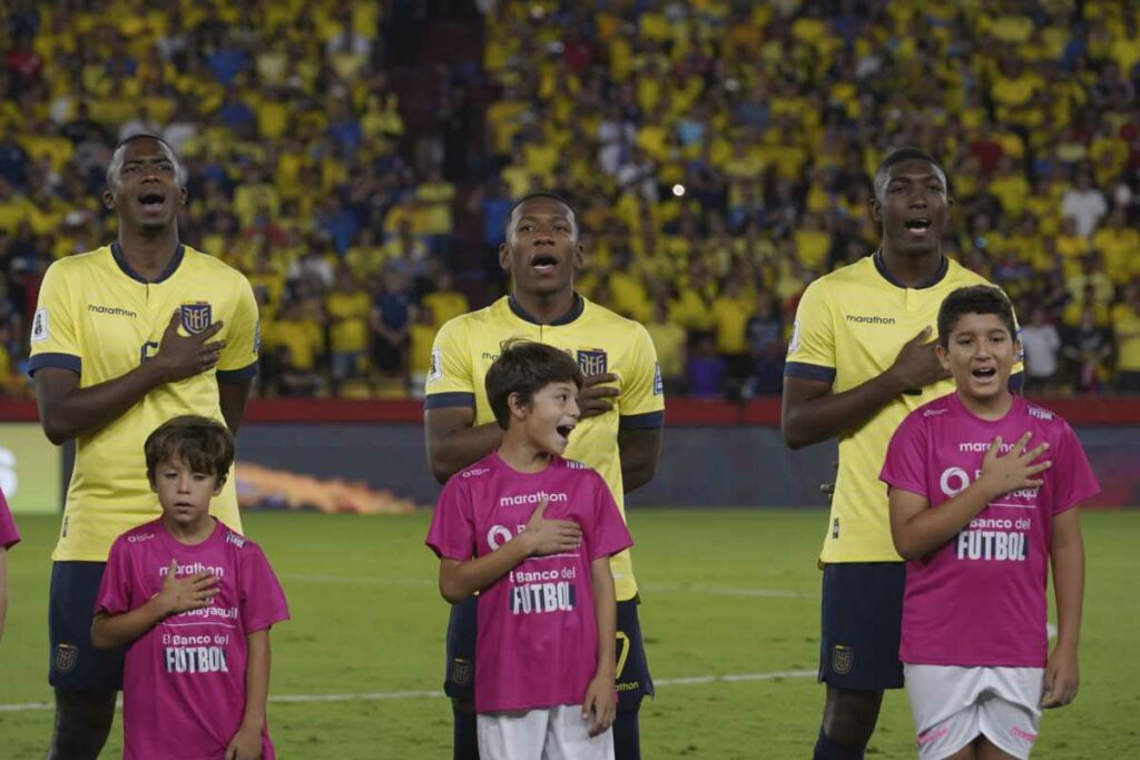  Defensa de la Selección de Ecuador a la altura de campeonas mundiales