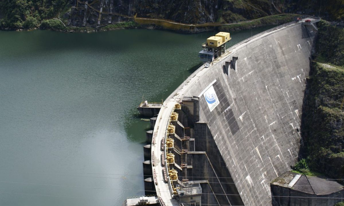  Apagado de Mazar permite que su embalse se acerque a los 2.115 metros