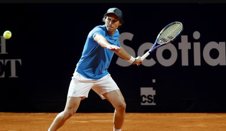  Diego Forlán cae derrotado en su efímero debut en el tenis profesional