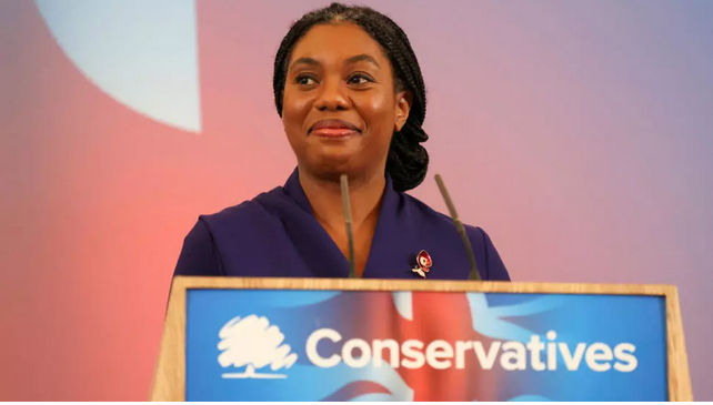  Kemi Badenoch, primera mujer afro líder del Partido Conservador británico