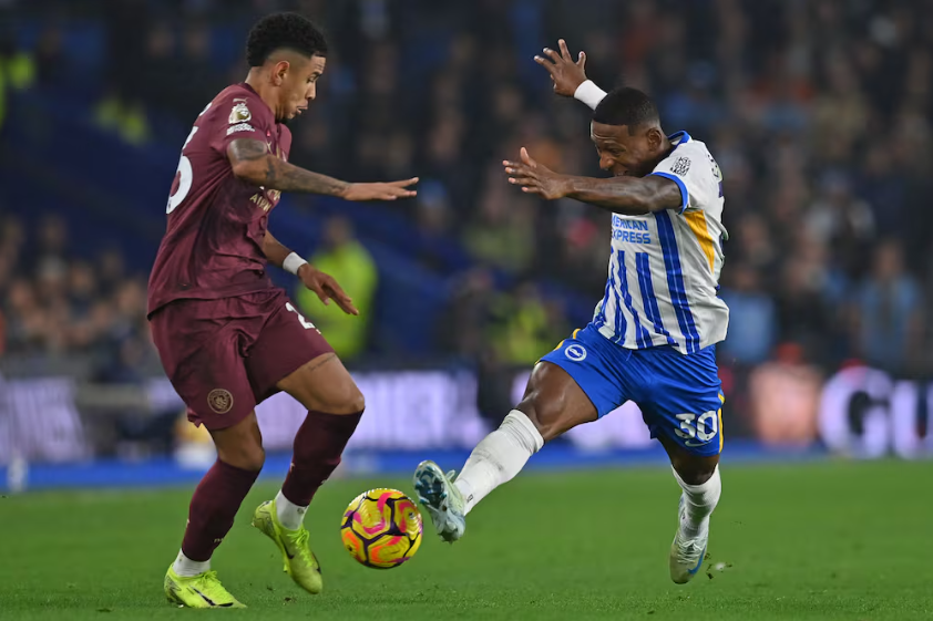  Brighton, con Pervis Estupiñán, vence al Manchester City