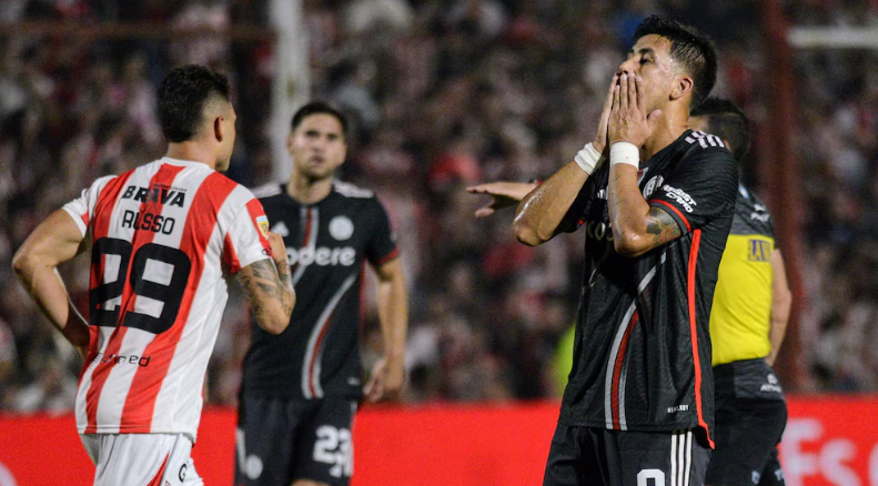  River Plate venció 3-2 a Instituto y da pelea en la Liga Profesional