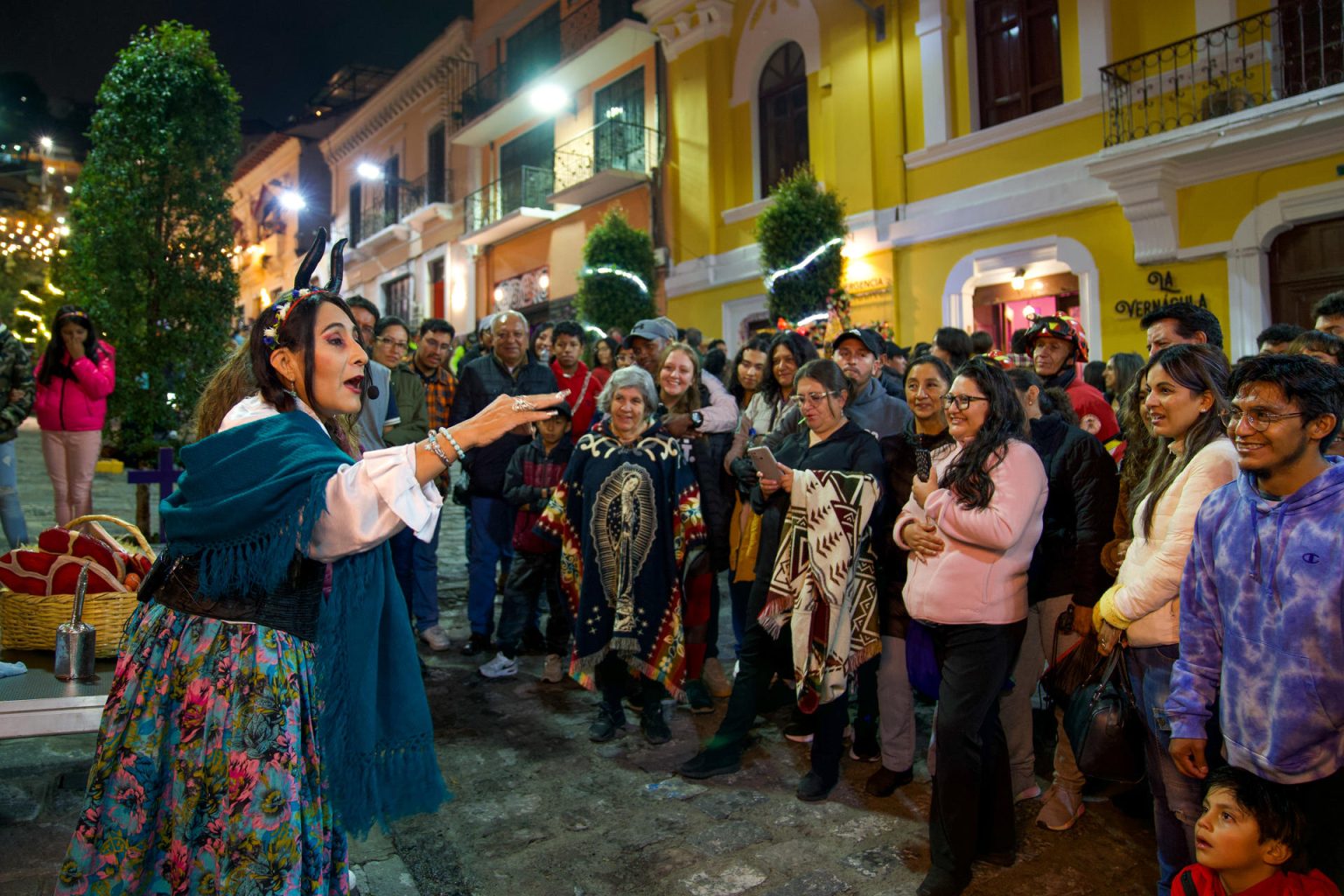  Leyendas, guaguas de pan y colada morada rodean al Día de Difuntos en Quito