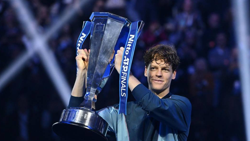  Jannik Sinner le gana a Taylor Fritz y queda campeón del ATP Finals