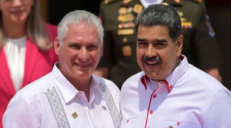  Cuba y Venezuela viven éxodos de su población a un ritmo acelerado