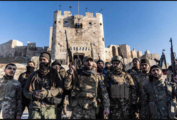  Milicias proiraníes llegan a Alepo para ayudar al ejército sirio a combatir a rebeldes