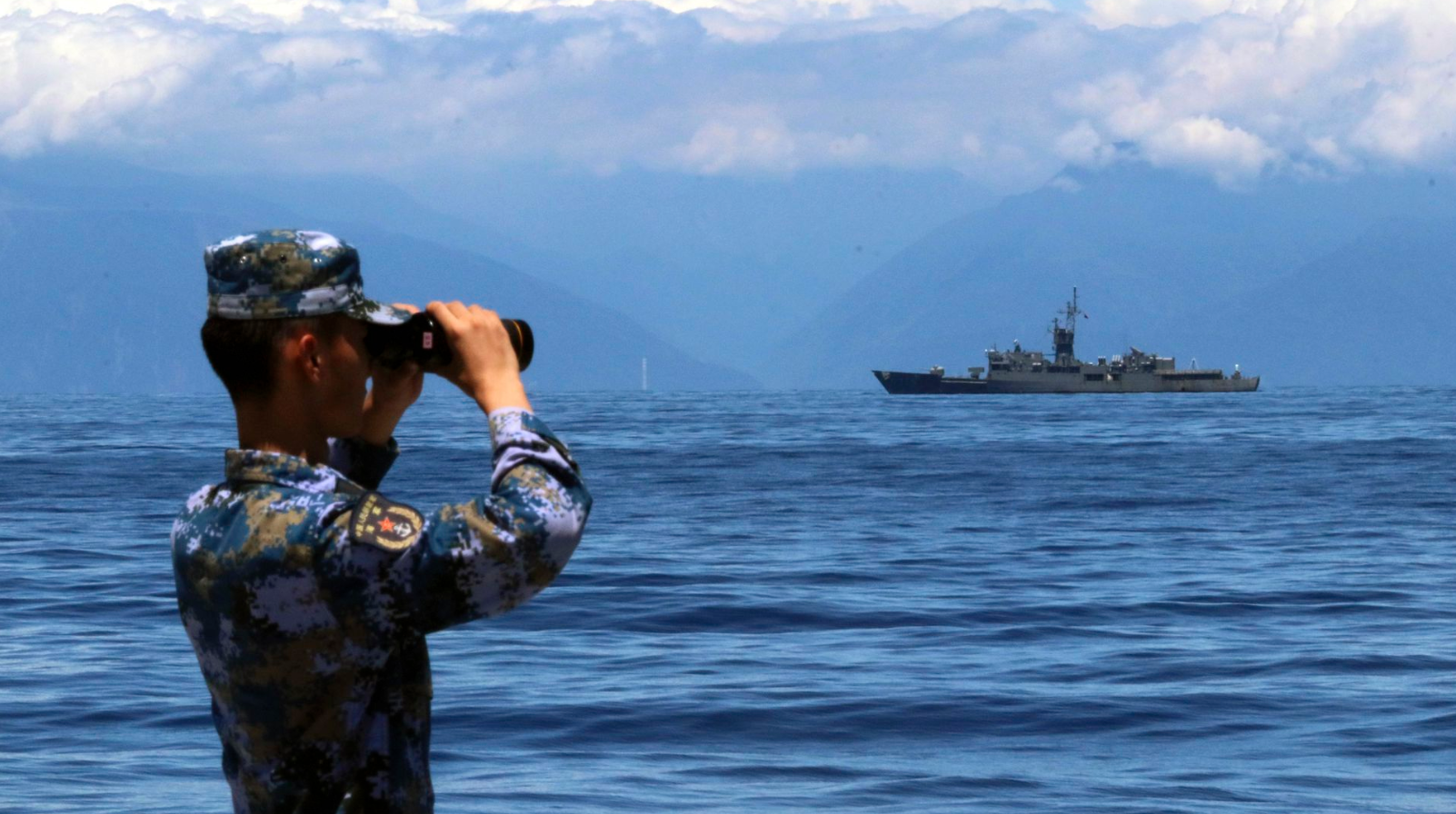  Taiwán acusa a China de desplegar su mayor flota naval como amenaza