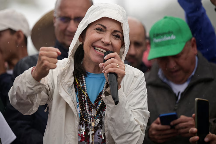  Machado reitera llamado a protestar contra posesión de Nicolás Maduro