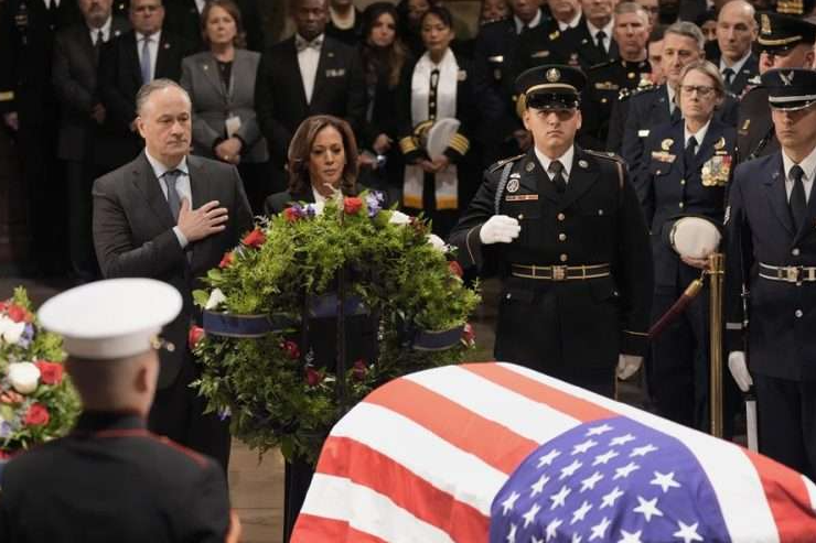  Jimmy Carter lies in state at U.S. Capitol after eulogies by leaders